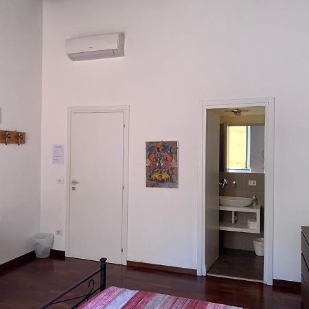 Eagle Rooms Рим Экстерьер фото