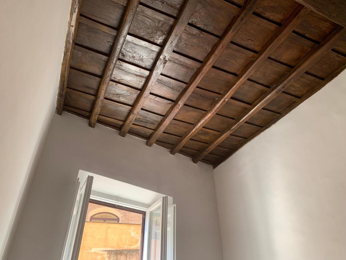 Eagle Rooms Рим Экстерьер фото