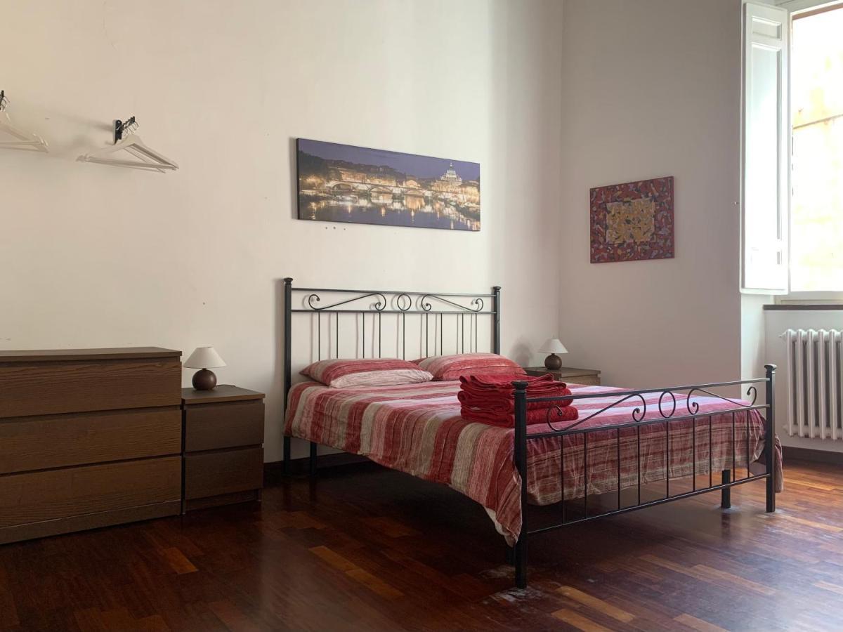 Eagle Rooms Рим Экстерьер фото